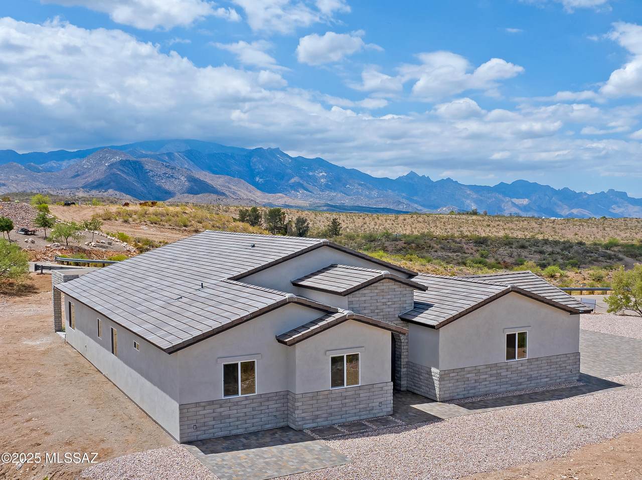 67620 Lauren Place - Photo 1