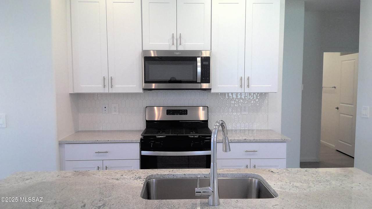 10381 Granderson Street - Photo 1