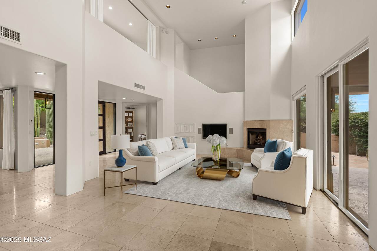 6872 Desert Wind Court - Photo 1