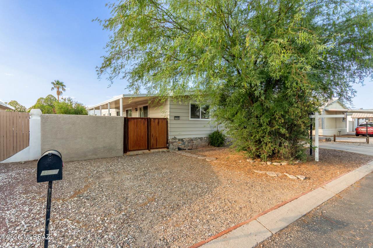 3588 Grape Drive - Photo 1