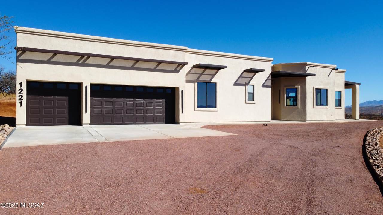 1221 Circulo Yerba Buena - Photo 1