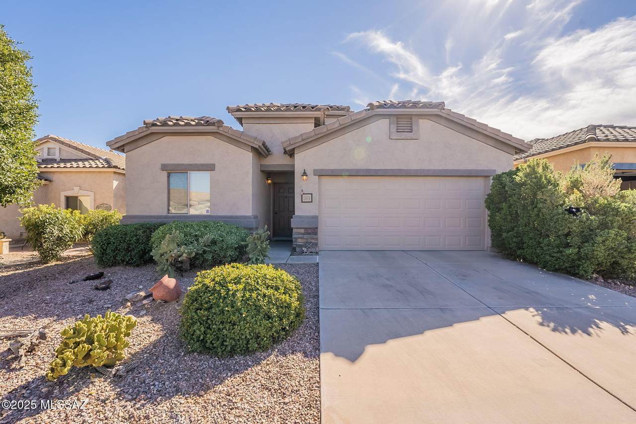 1375 Calle Luis Maria - Photo 1