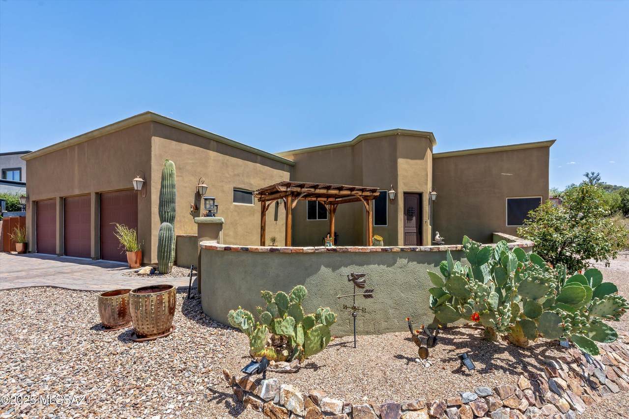 4544 Camino Real - Photo 1