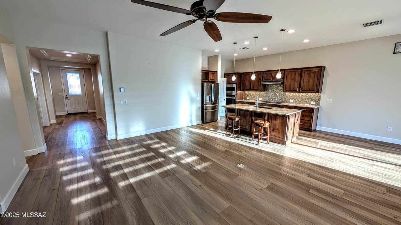 https://bt-photos.global.ssl.fastly.net/tucson/1280_boomver_2_22513438-2.jpg