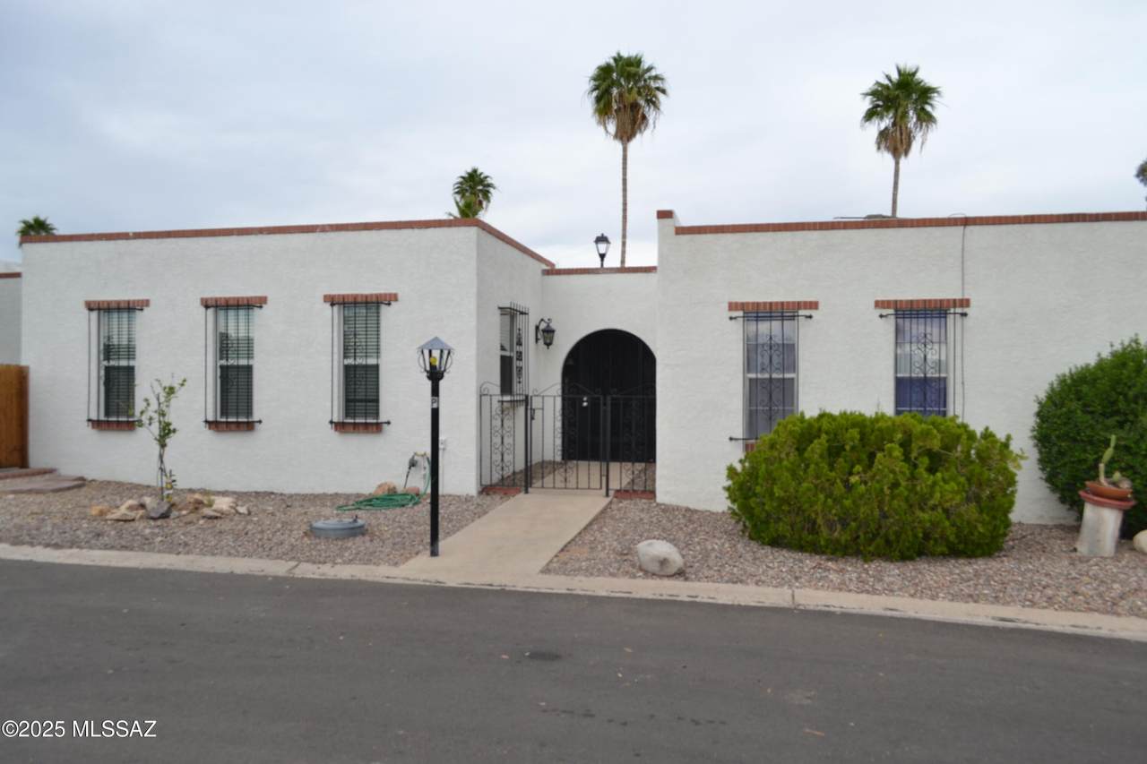 600 River Road - Photo 1