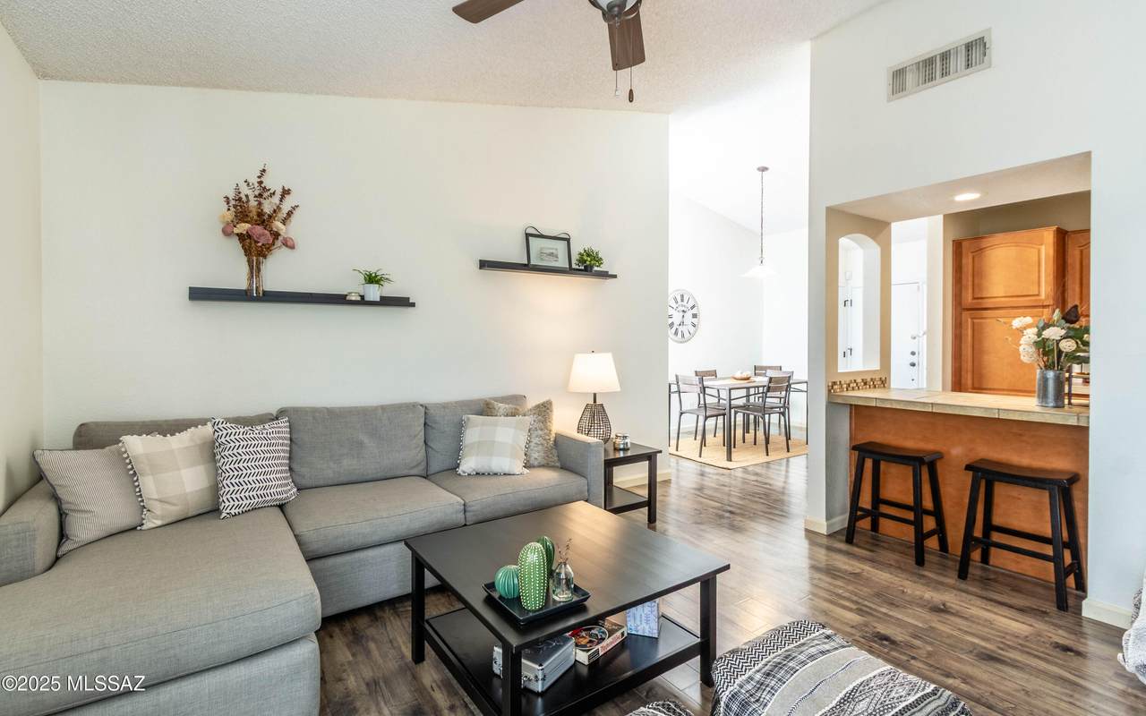 6470 Tierra De Las Catalinas - Photo 1