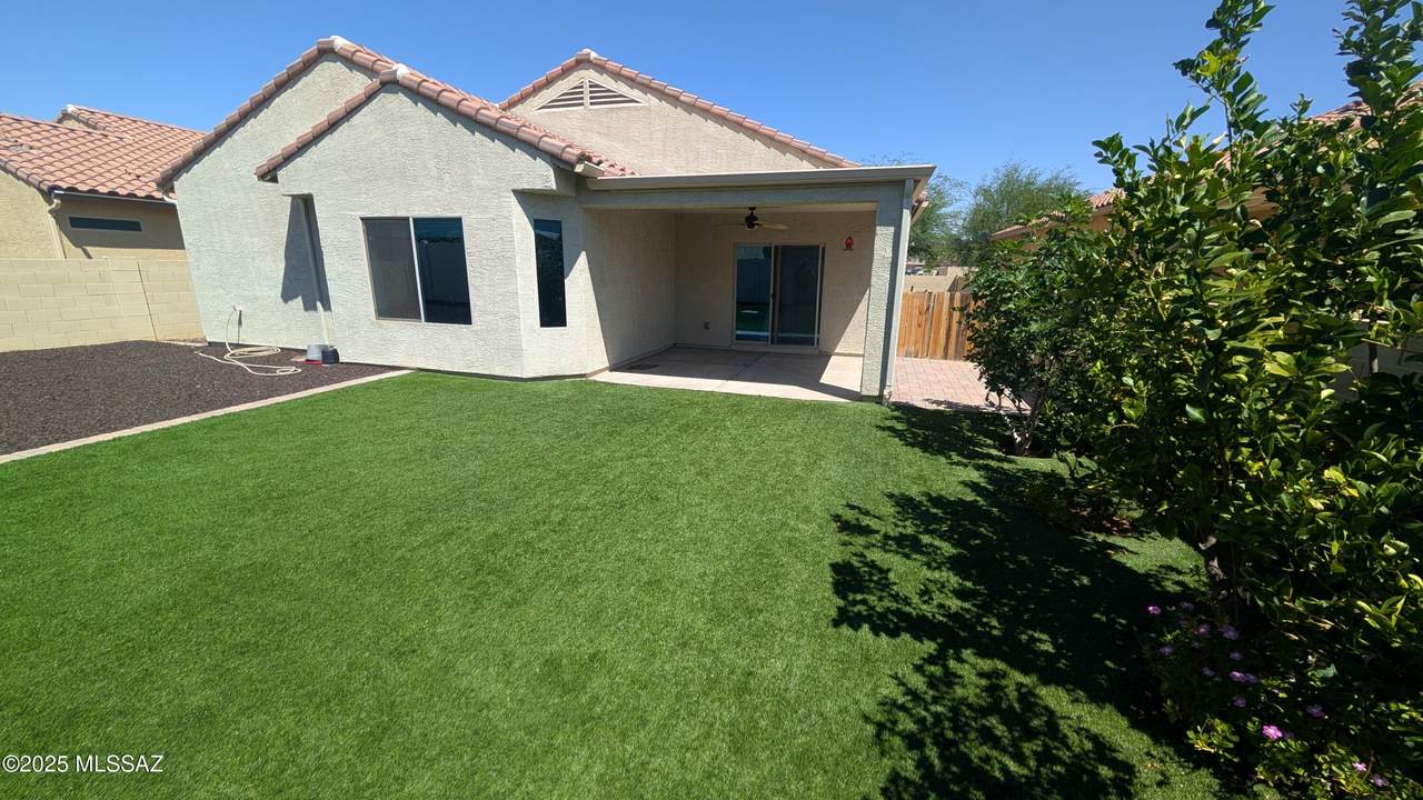 https://bt-photos.global.ssl.fastly.net/tucson/1280_boomver_2_22516963-2.jpg