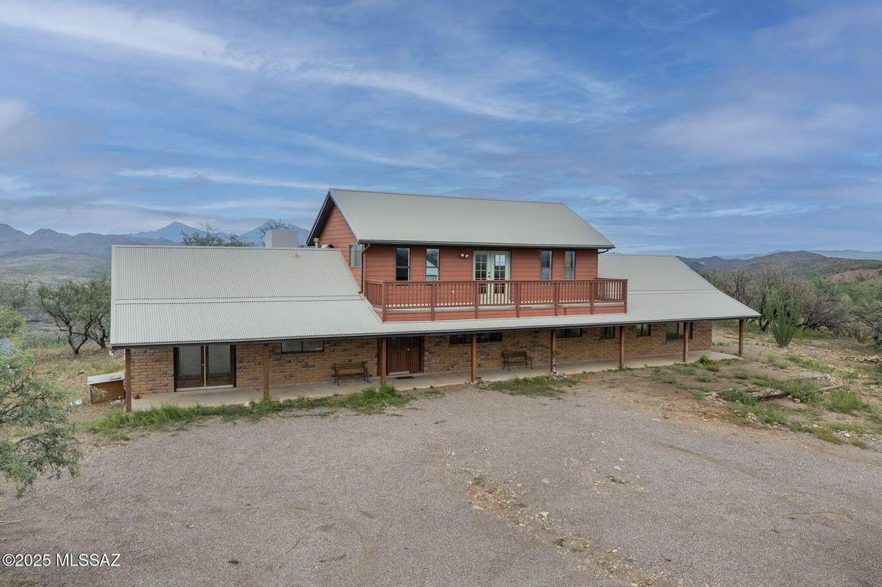 108 Stoddard Way - Photo 1