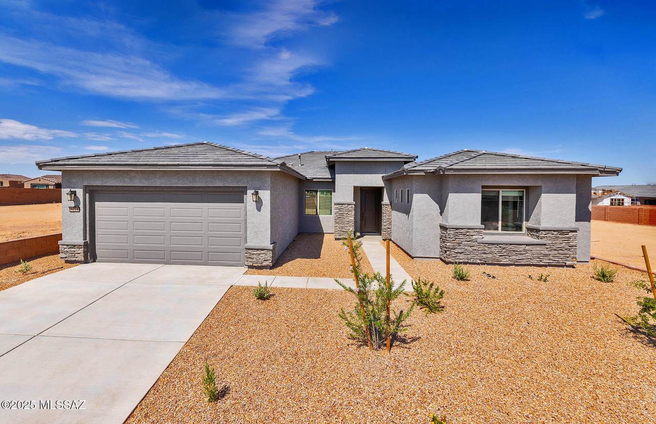 8014 Velvet Ash Drive - Photo 1