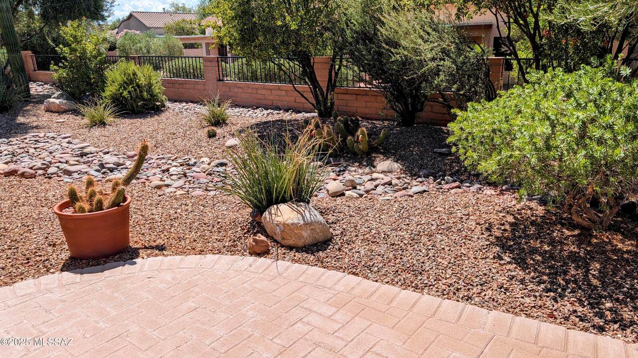 https://bt-photos.global.ssl.fastly.net/tucson/1280_boomver_2_22522664-2.jpg