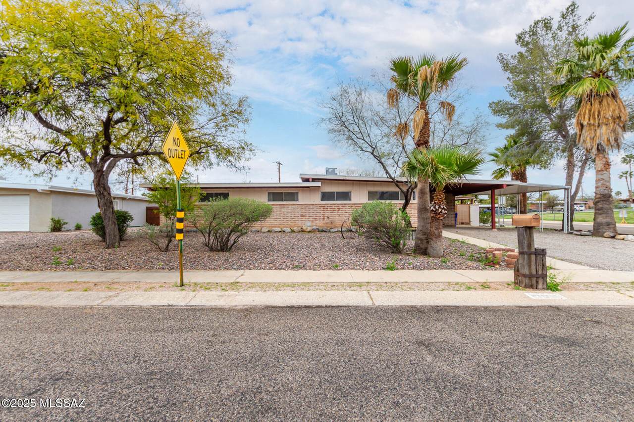 7006 Flamenco Place - Photo 1