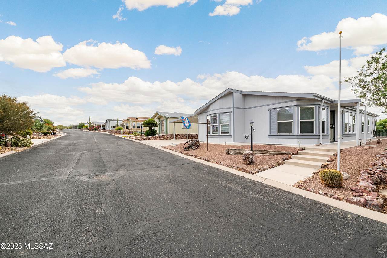 https://bt-photos.global.ssl.fastly.net/tucson/1280_boomver_2_22524315-2.jpg