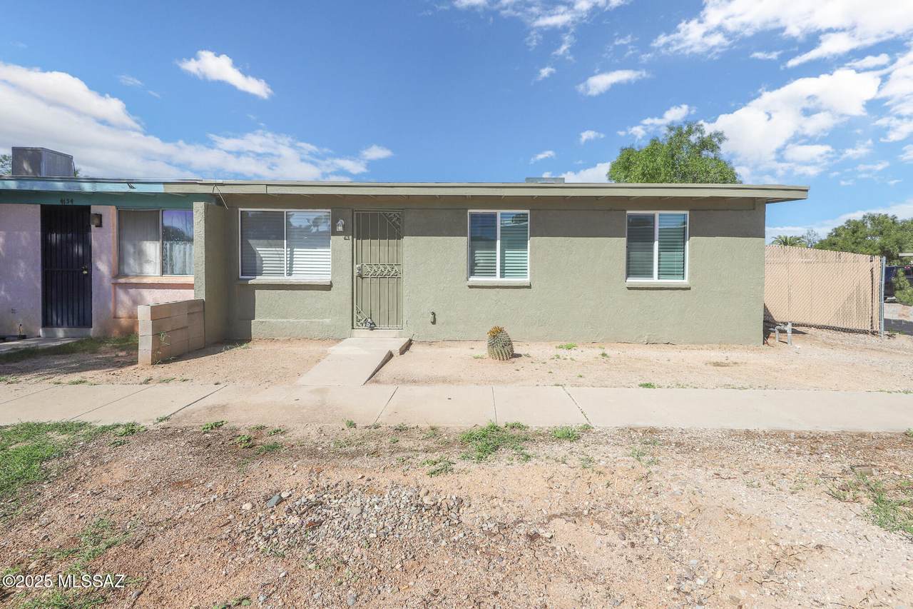4126 Evergreen Avenue - Photo 1