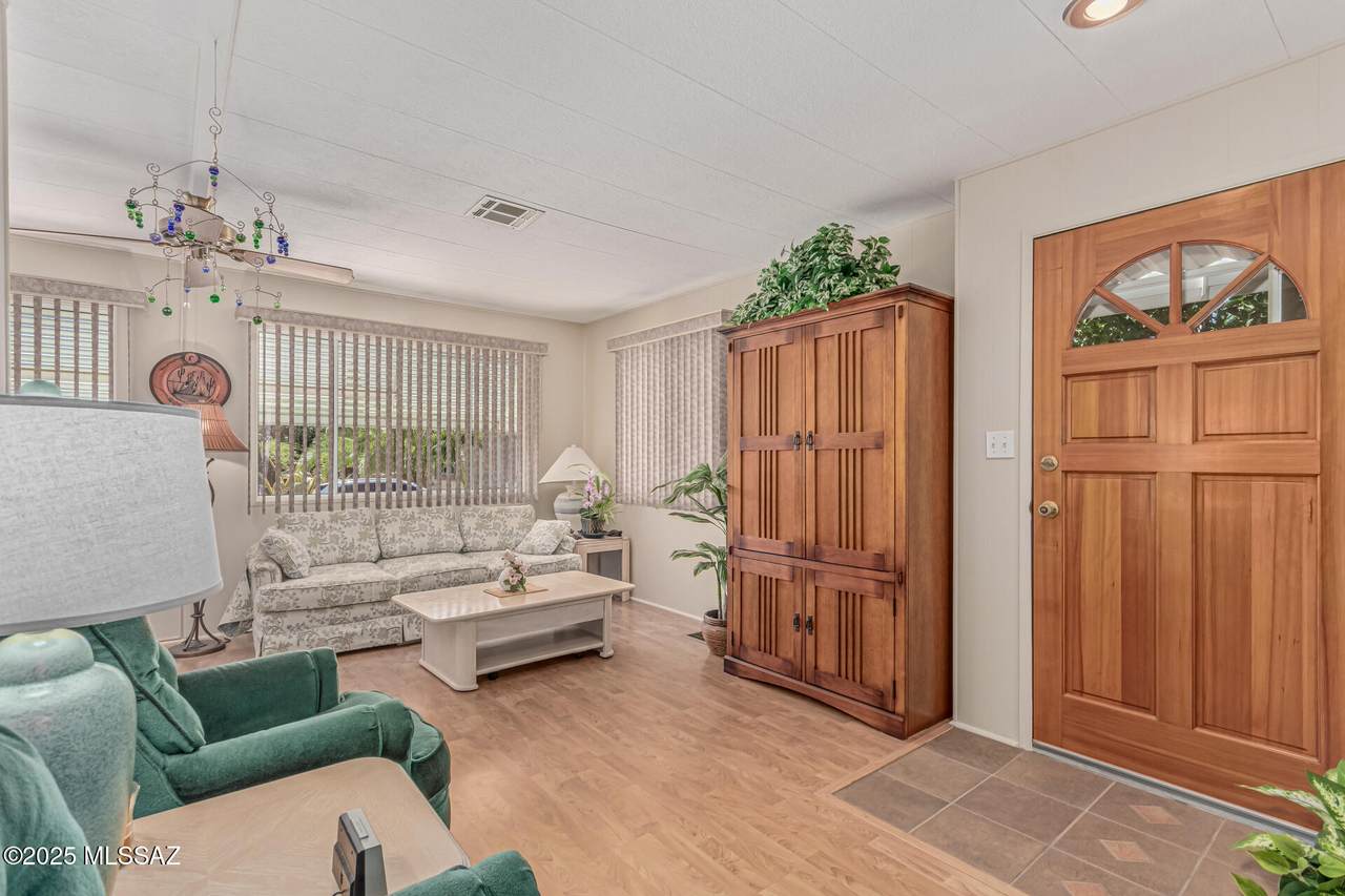 5326 Box R Street - Photo 1