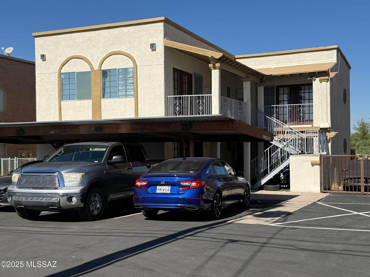 531 Jacinto Street - Photo 1