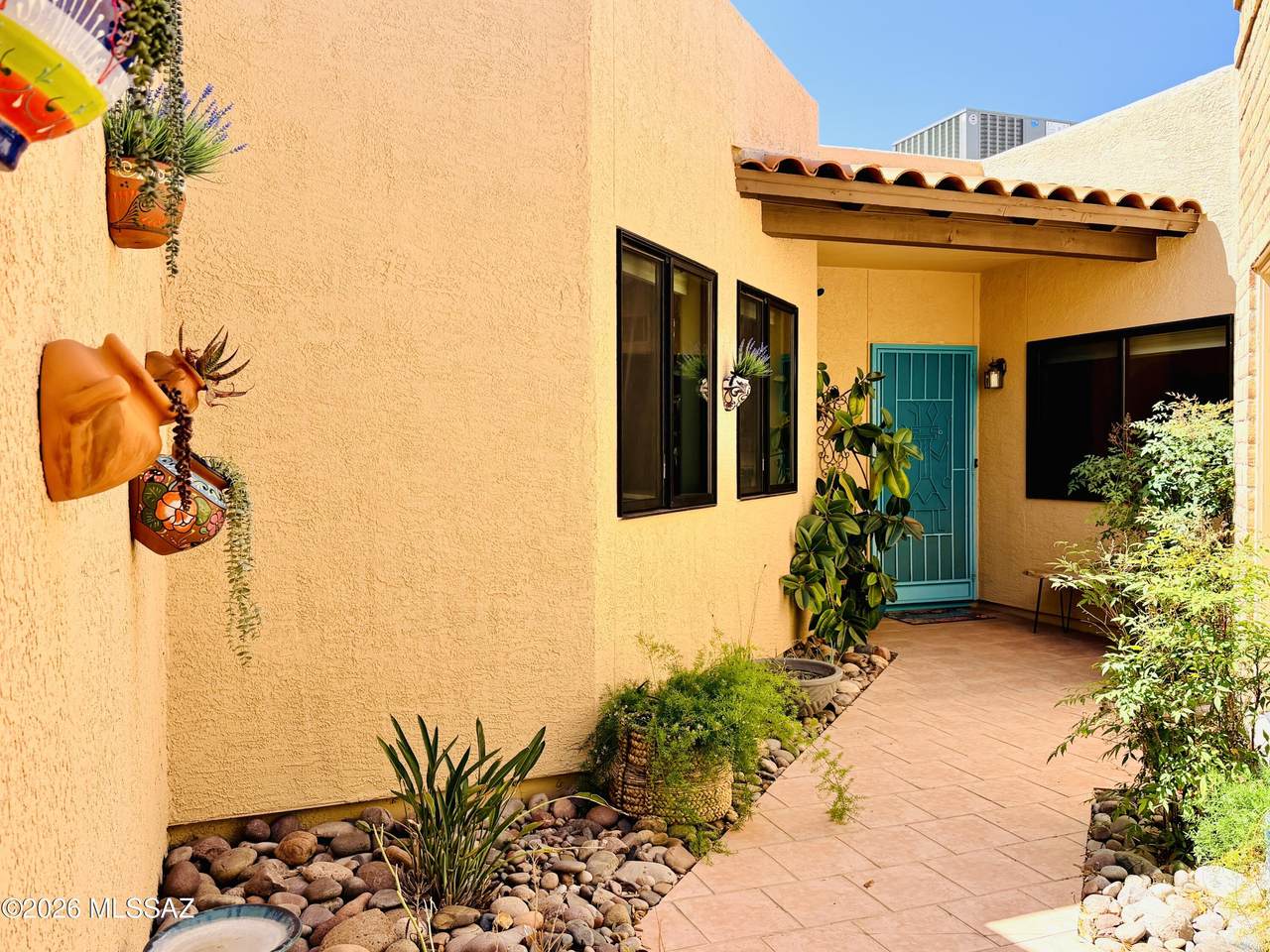 https://bt-photos.global.ssl.fastly.net/tucson/1280_boomver_2_22528707-2.jpg