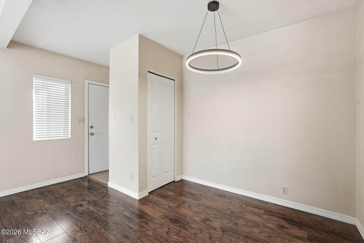 1745 Glenn Street - Photo 1