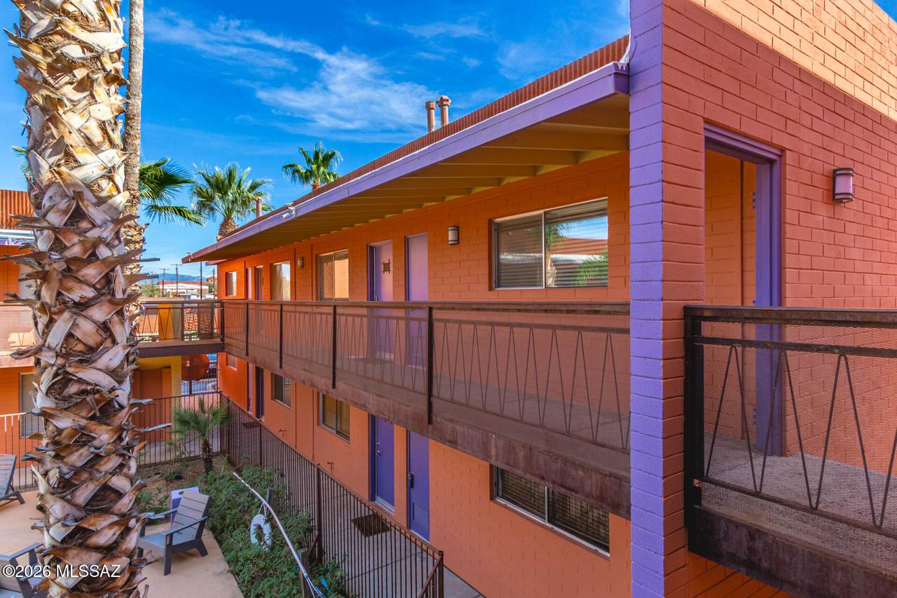 55 Cherry Avenue - Photo 1