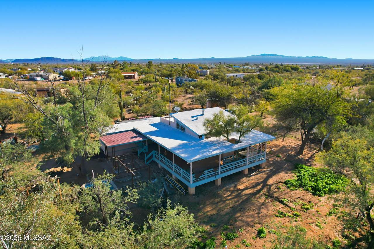 2848 Desert Rose Drive - Photo 1