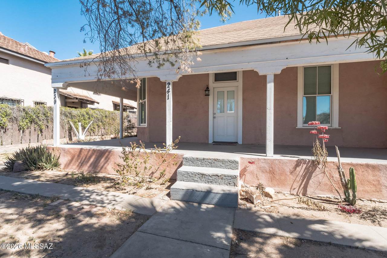 239 5th Avenue - Photo 1