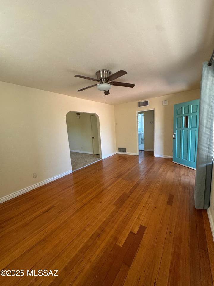 https://bt-photos.global.ssl.fastly.net/tucson/1280_boomver_3_22605566-2.jpg