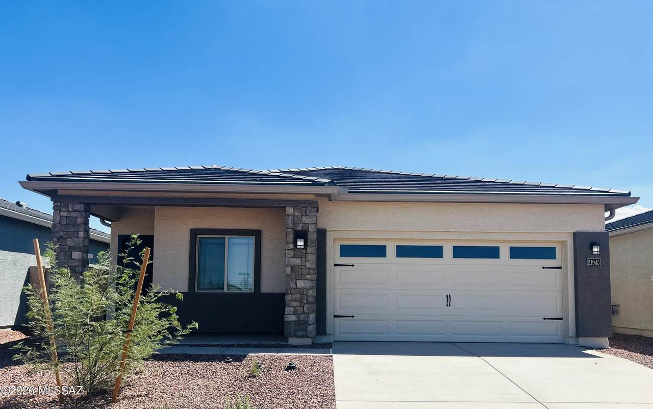 21945 Pebbles Avenue - Photo 1