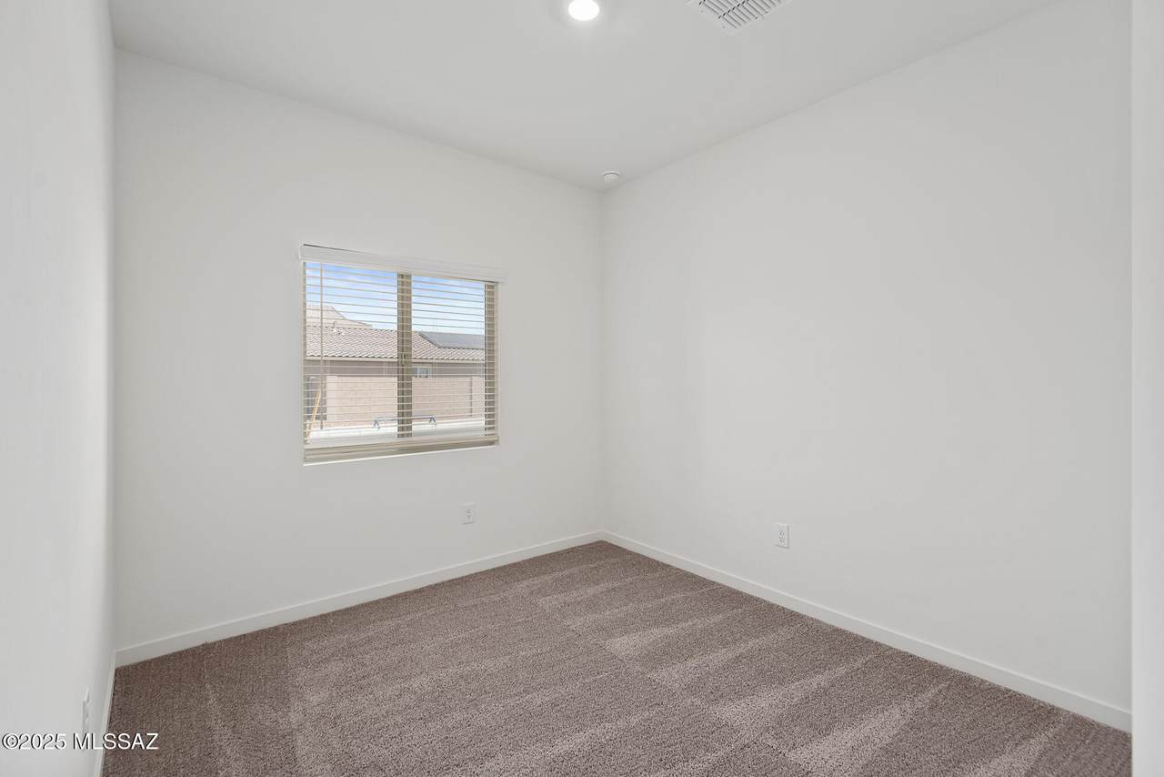 https://bt-photos.global.ssl.fastly.net/tucson/1280_boomver_2_22606150-2.jpg