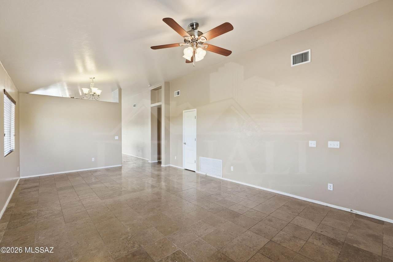 https://bt-photos.global.ssl.fastly.net/tucson/1280_boomver_2_22606460-2.jpg