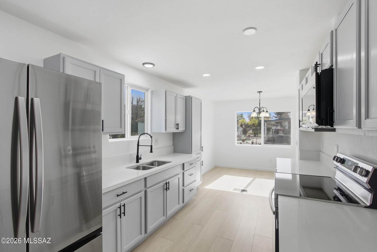 17200 La Villita Road - Photo 1