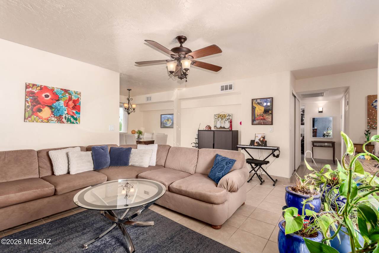 https://bt-photos.global.ssl.fastly.net/tucson/1280_boomver_2_22608854-2.jpg