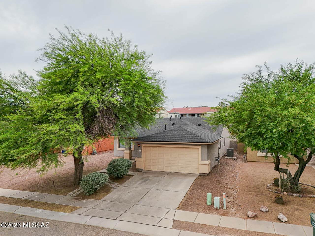 5644 Abbottsford Drive - Photo 1