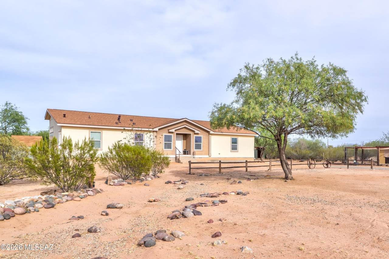 15960 Sandy Street - Photo 1