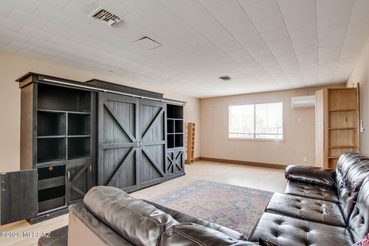 1396 Naco Highway - Photo 1