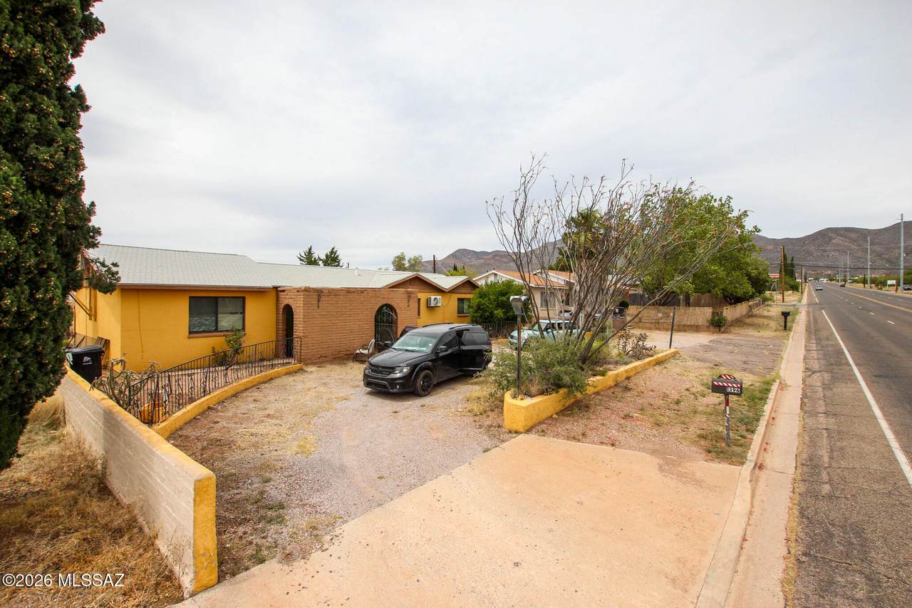 https://bt-photos.global.ssl.fastly.net/tucson/1280_boomver_2_22611565-2.jpg