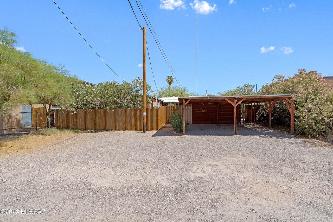 https://bt-photos.global.ssl.fastly.net/tucson/orig_boomver_1_22611898-2.jpg