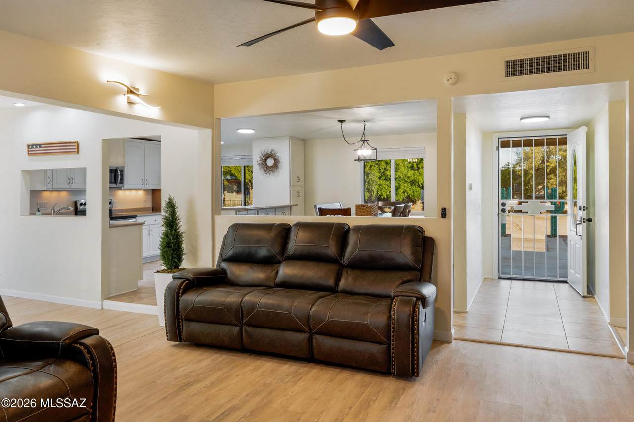 https://bt-photos.global.ssl.fastly.net/tucson/1280_boomver_2_22611986-2.jpg