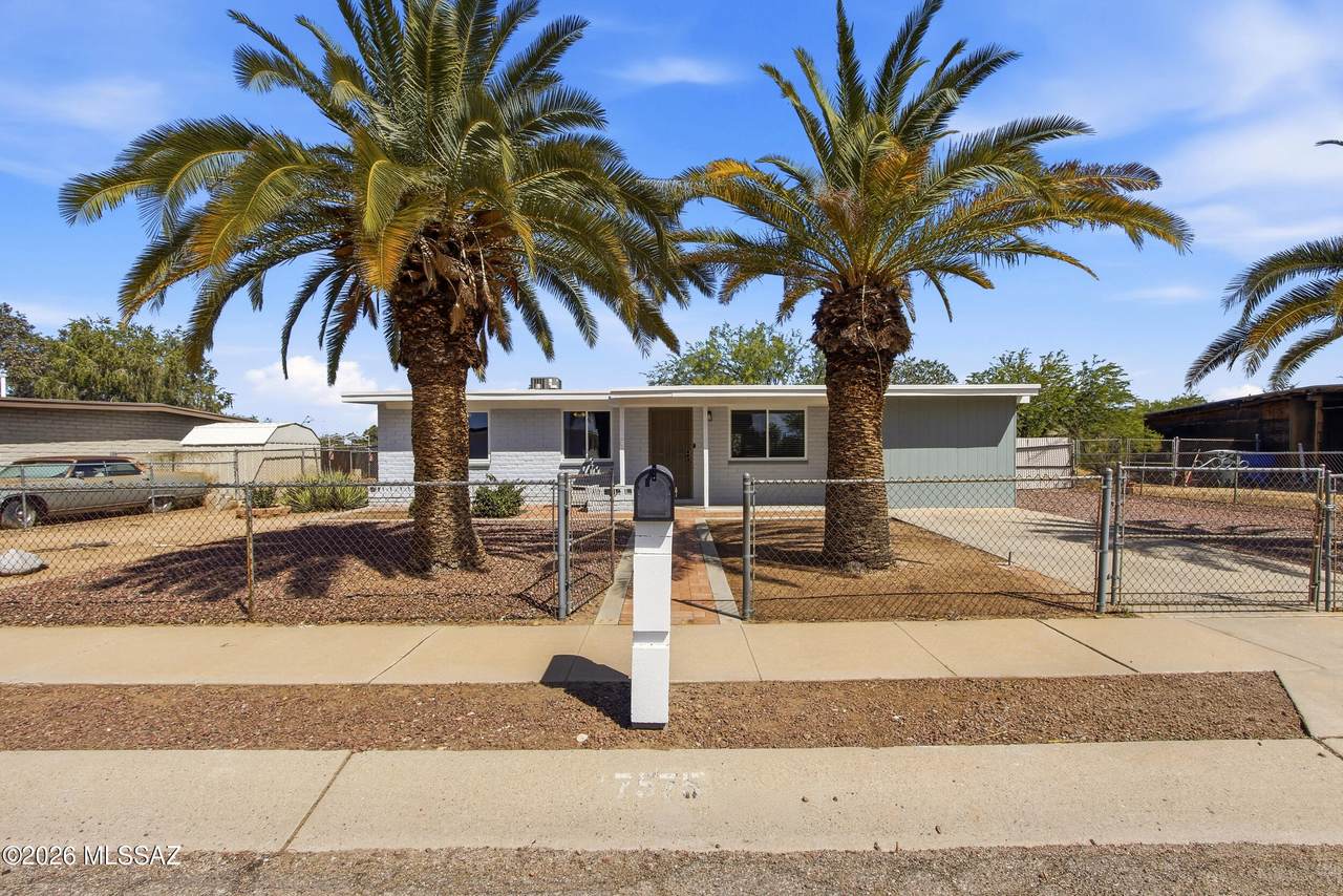 https://bt-photos.global.ssl.fastly.net/tucson/1280_boomver_2_22613268-2.jpg