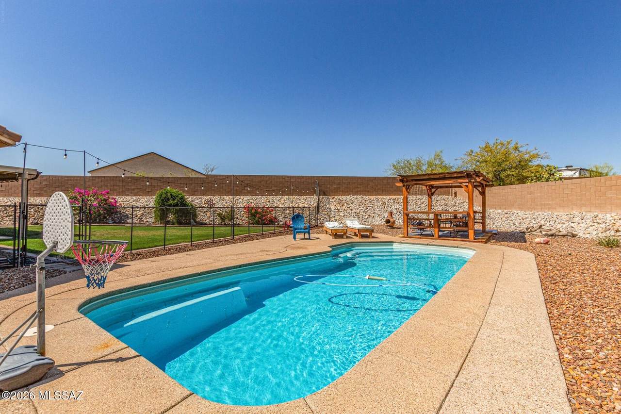 https://bt-photos.global.ssl.fastly.net/tucson/1280_boomver_2_22614008-2.jpg