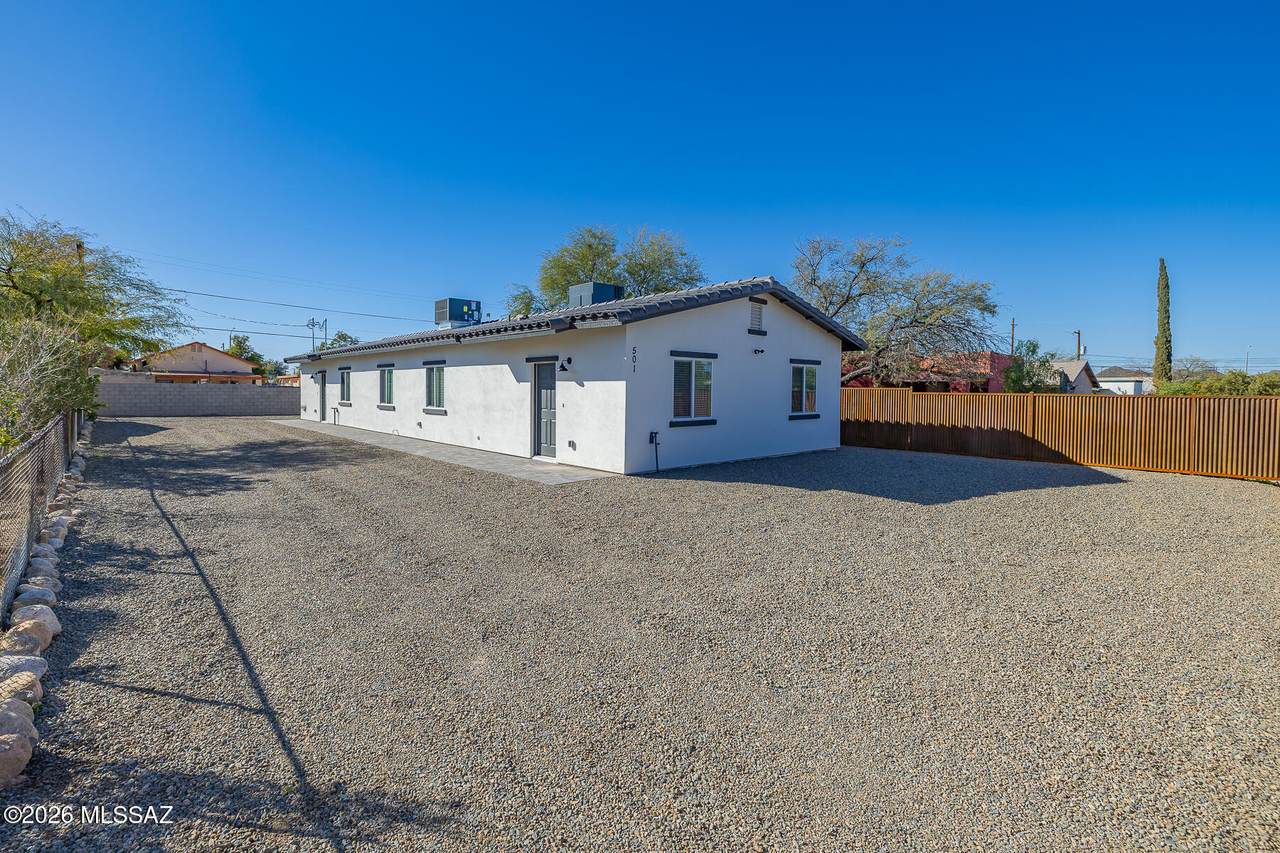 3044 Estrella Avenue - Photo 1