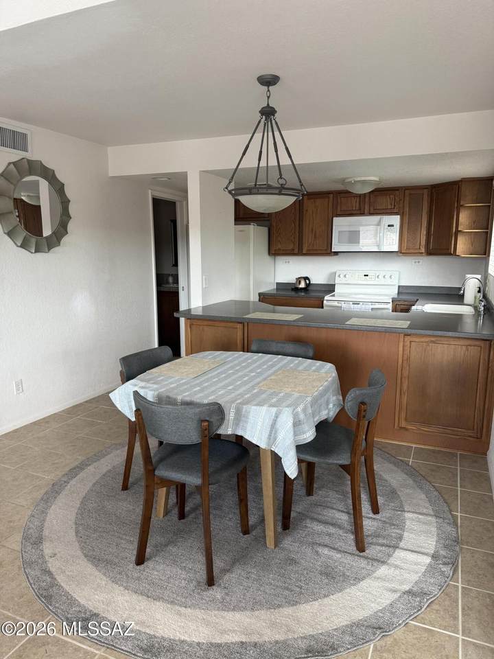 https://bt-photos.global.ssl.fastly.net/tucson/1280_boomver_2_22615940-2.jpg