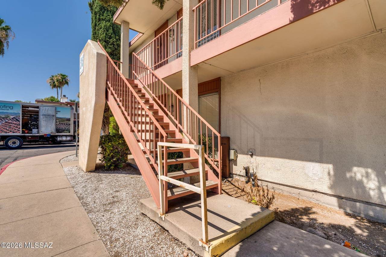 1600 Wilmot Road - Photo 1
