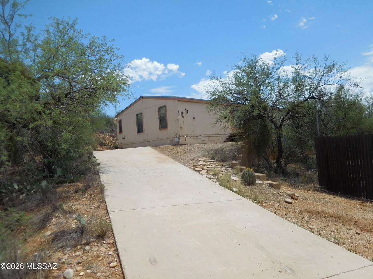 https://bt-photos.global.ssl.fastly.net/tucson/1280_boomver_2_22617707-2.jpg