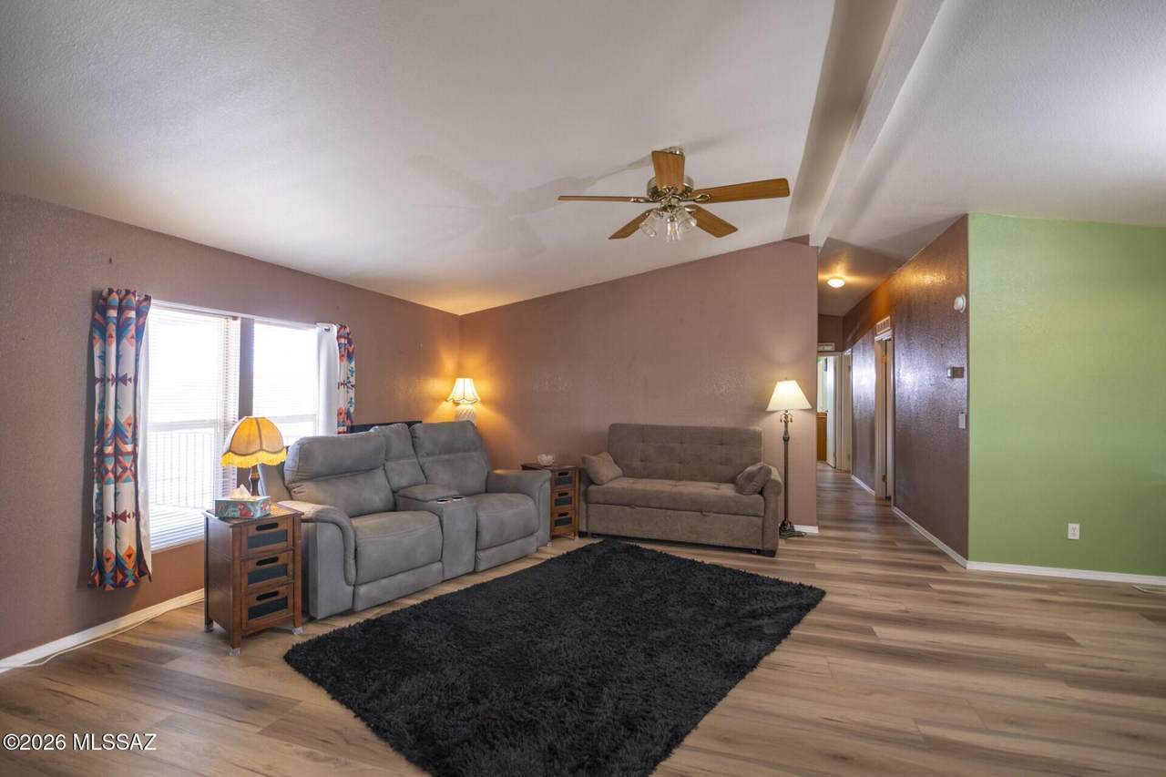 https://bt-photos.global.ssl.fastly.net/tucson/orig_boomver_2_22618968-2.jpg