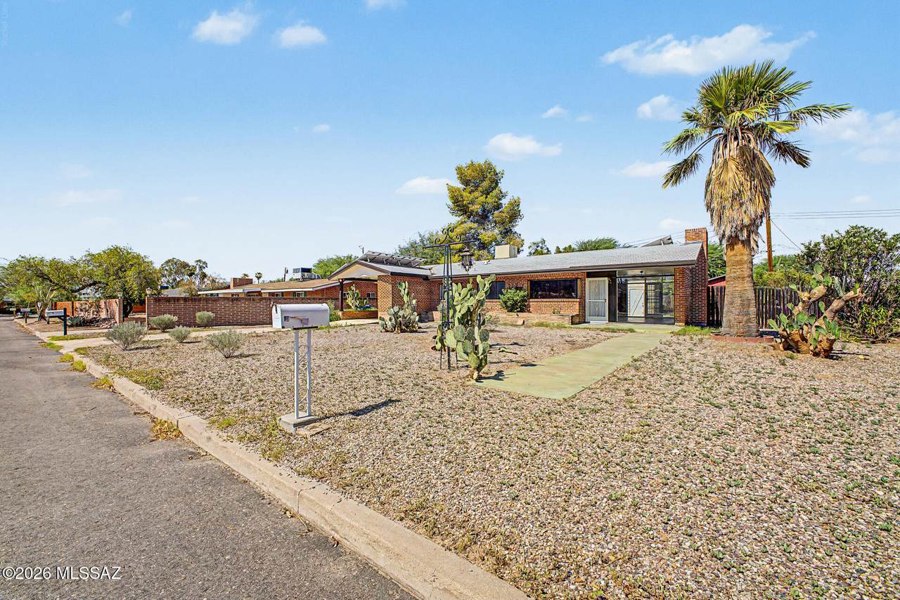 https://bt-photos.global.ssl.fastly.net/tucson/1280_boomver_2_22619570-2.jpg