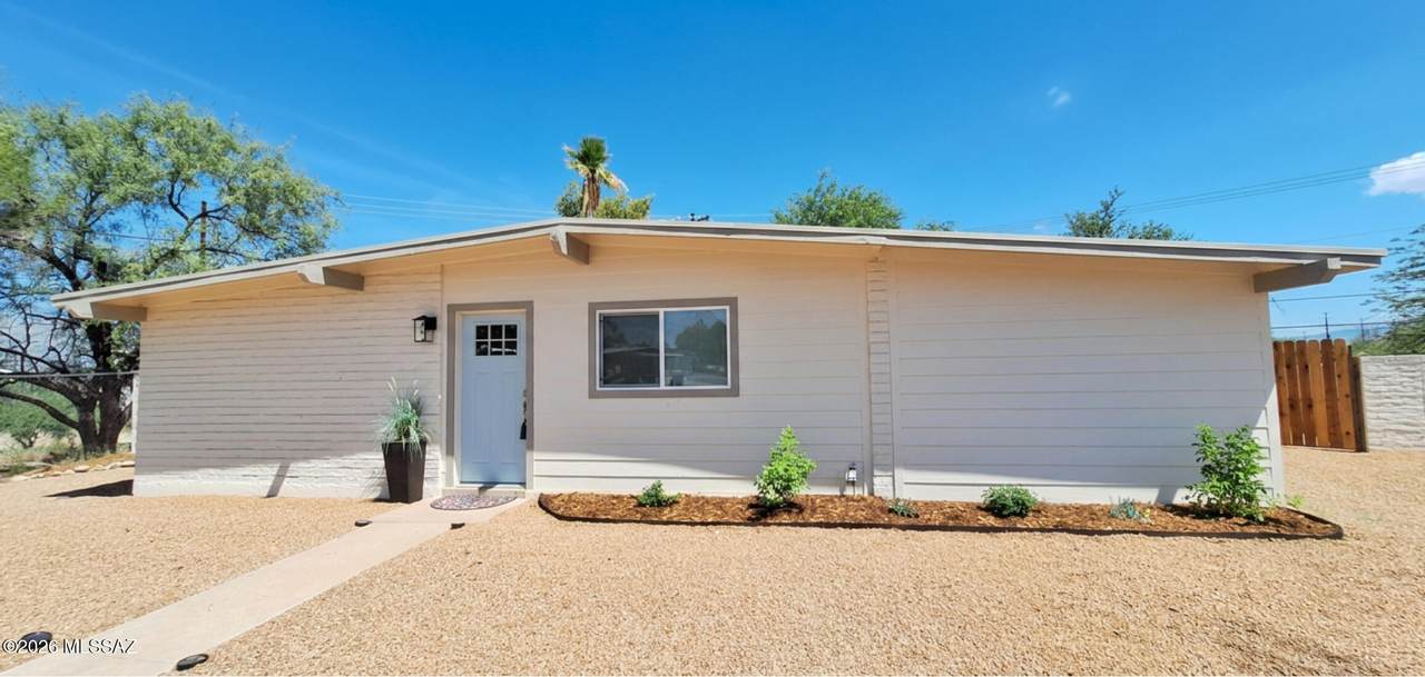 7219 Flamenco Drive - Photo 1