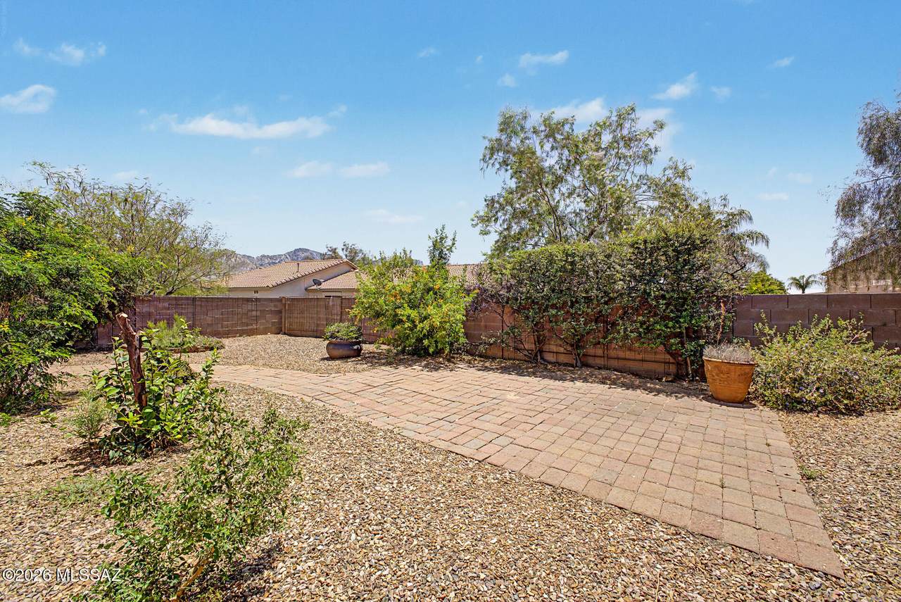 https://bt-photos.global.ssl.fastly.net/tucson/1280_boomver_2_22621848-2.jpg