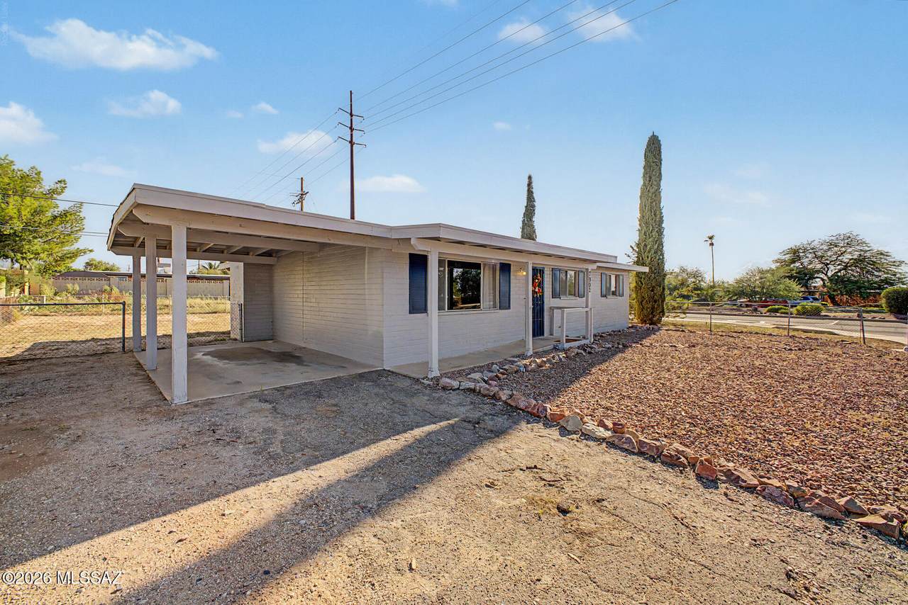 https://bt-photos.global.ssl.fastly.net/tucson/1280_boomver_2_22621889-2.jpg