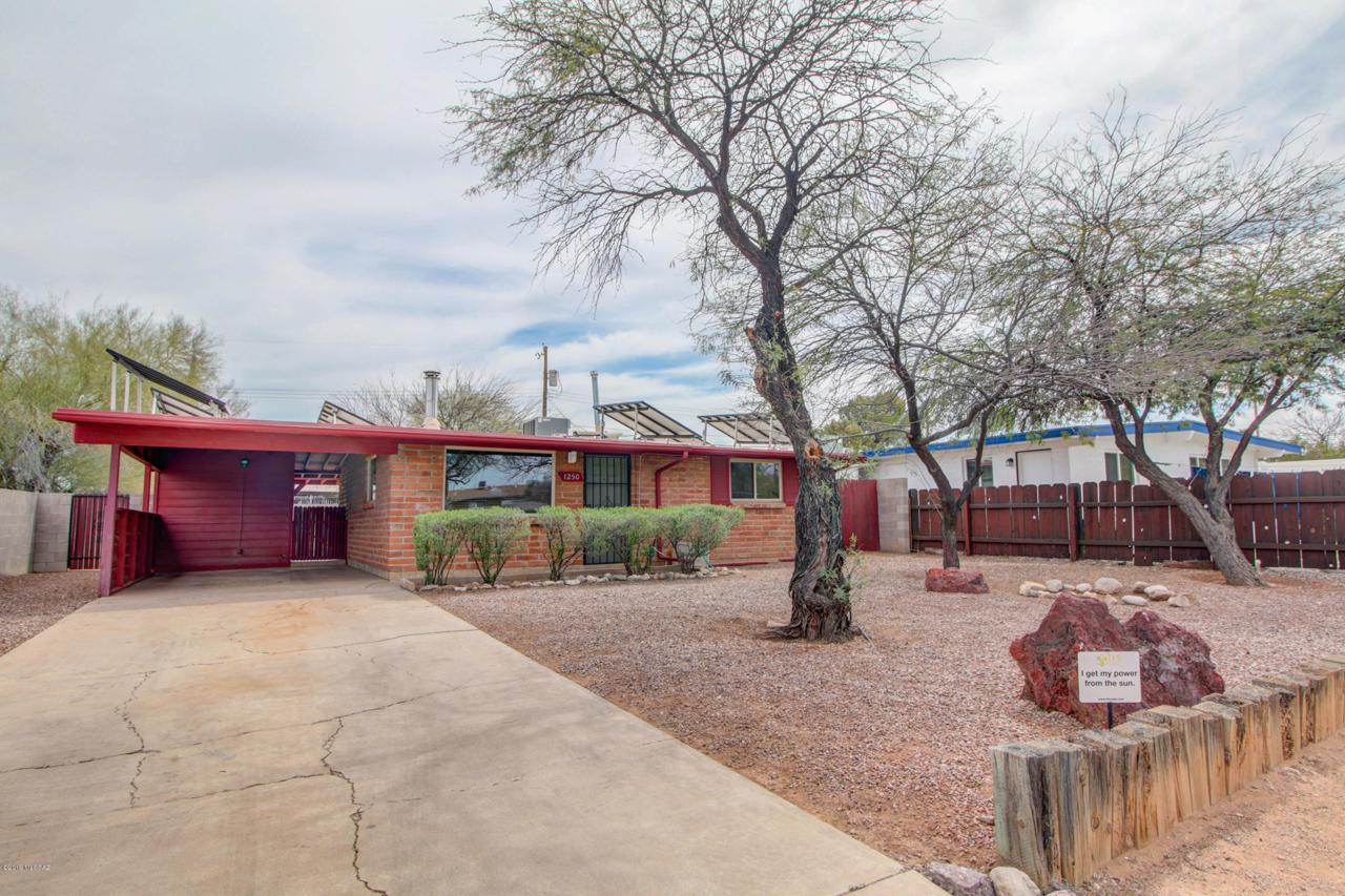 1250 Walnut Boulevard - Photo 1