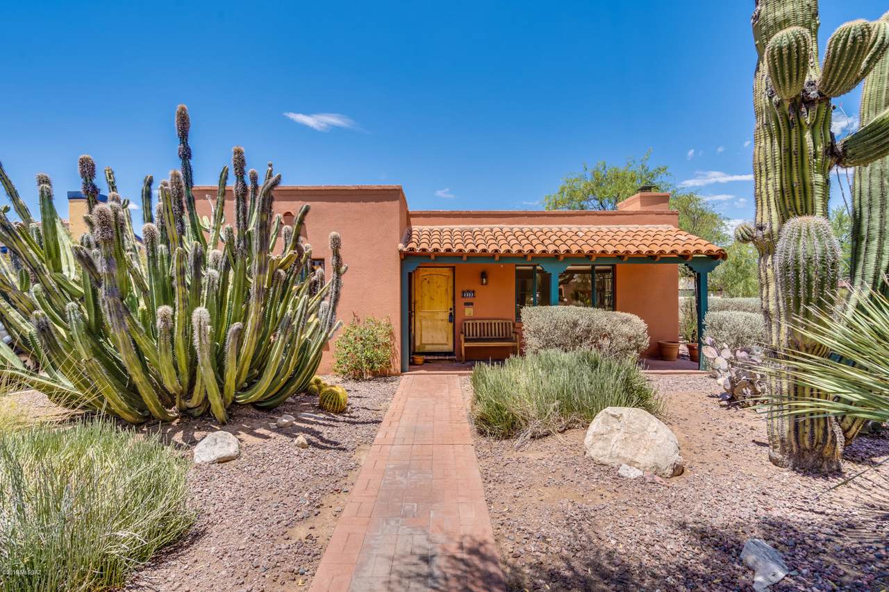 2333 7th Street - Photo 1