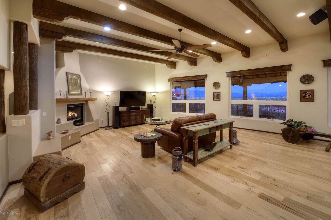 4740 Crestview Circle - Photo 1